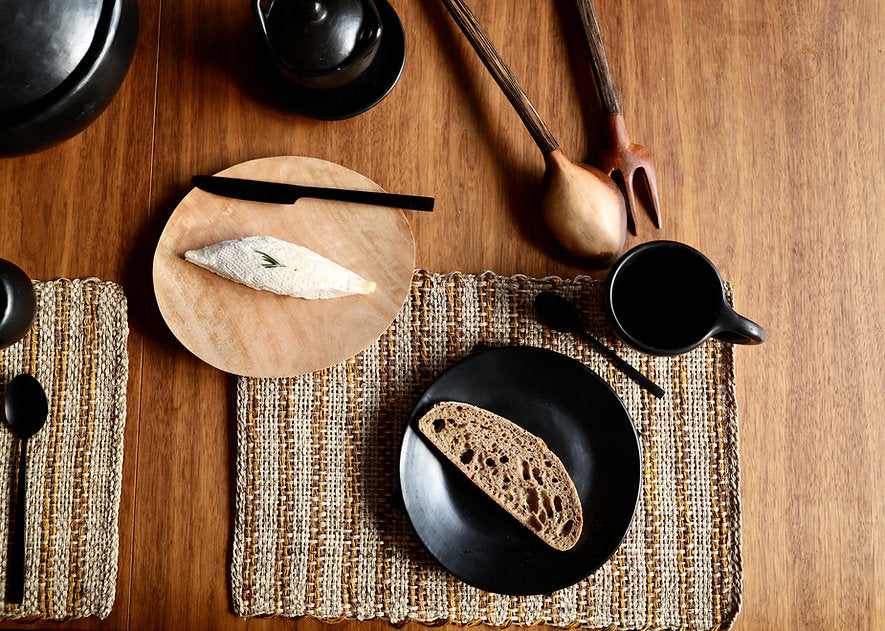 Flate Plate Black Pottery