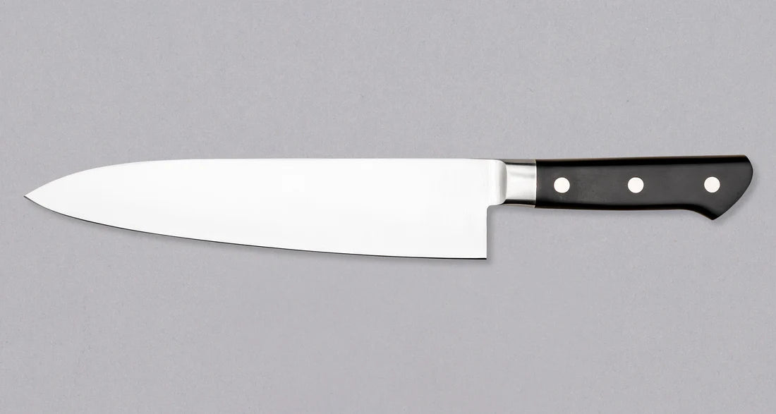 Robuust en veelzijdig Japans koksmes - Tojiro DP Yo Deba 240mm Braaimaster