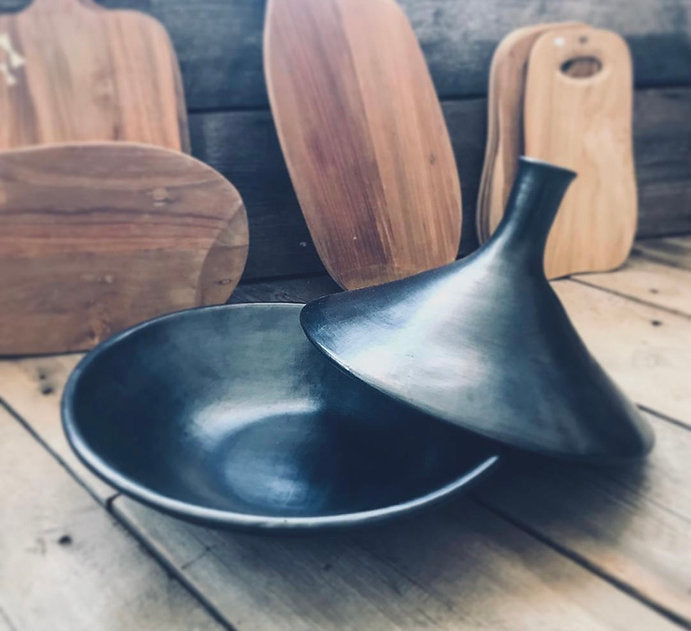 Tajine - Zwarte Aardewerken Tajine Black Pottery