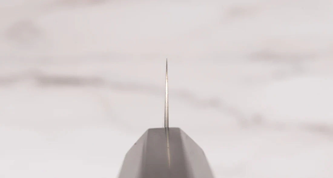 Veelzijdig Japans keukenmes voor precisiewerk Hatsukokoro Hayabusa 150mm Braainest