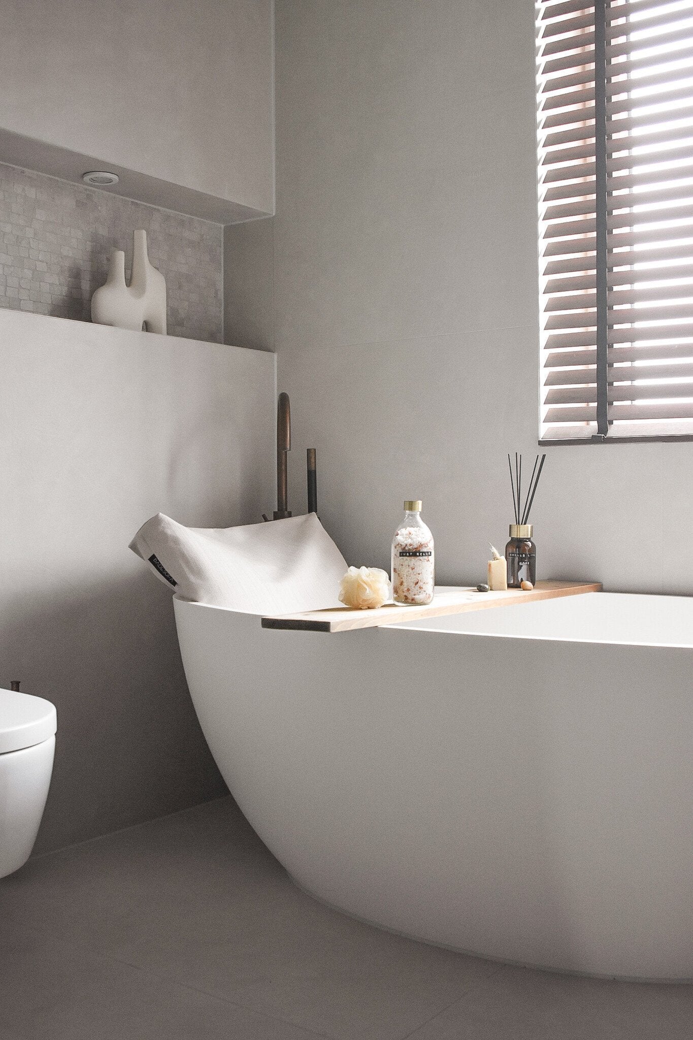 Wellmark Bath Salts Transparant/Brass Roses Just relax Wellmark