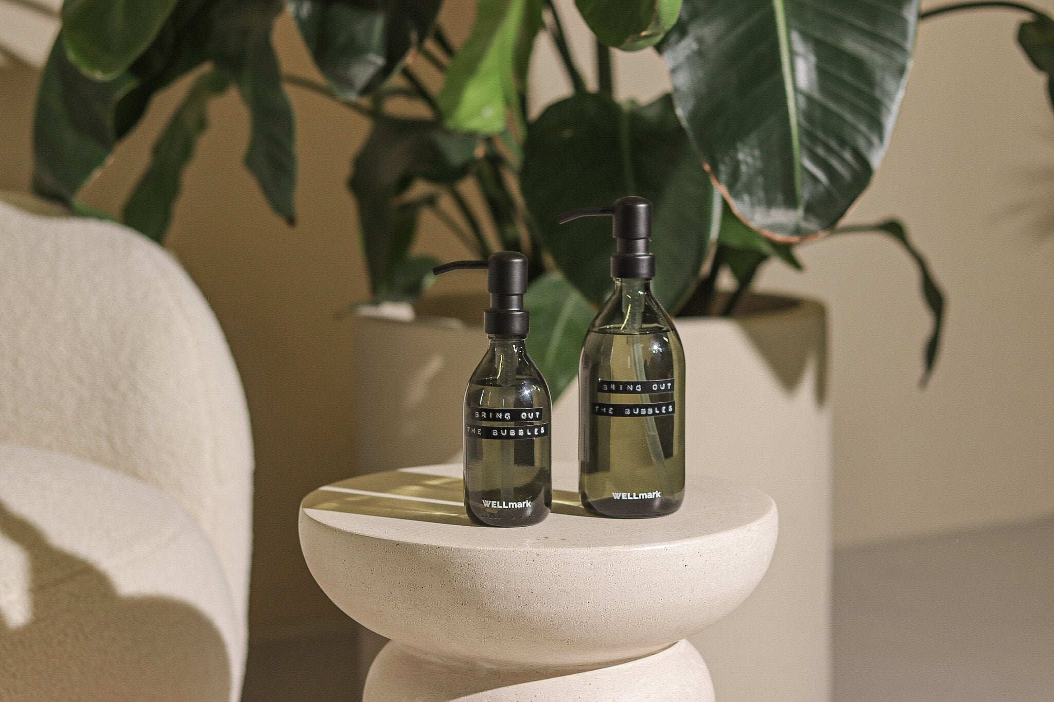 Wellmark Handzeep Black Dark Amber 250ml Wellmark