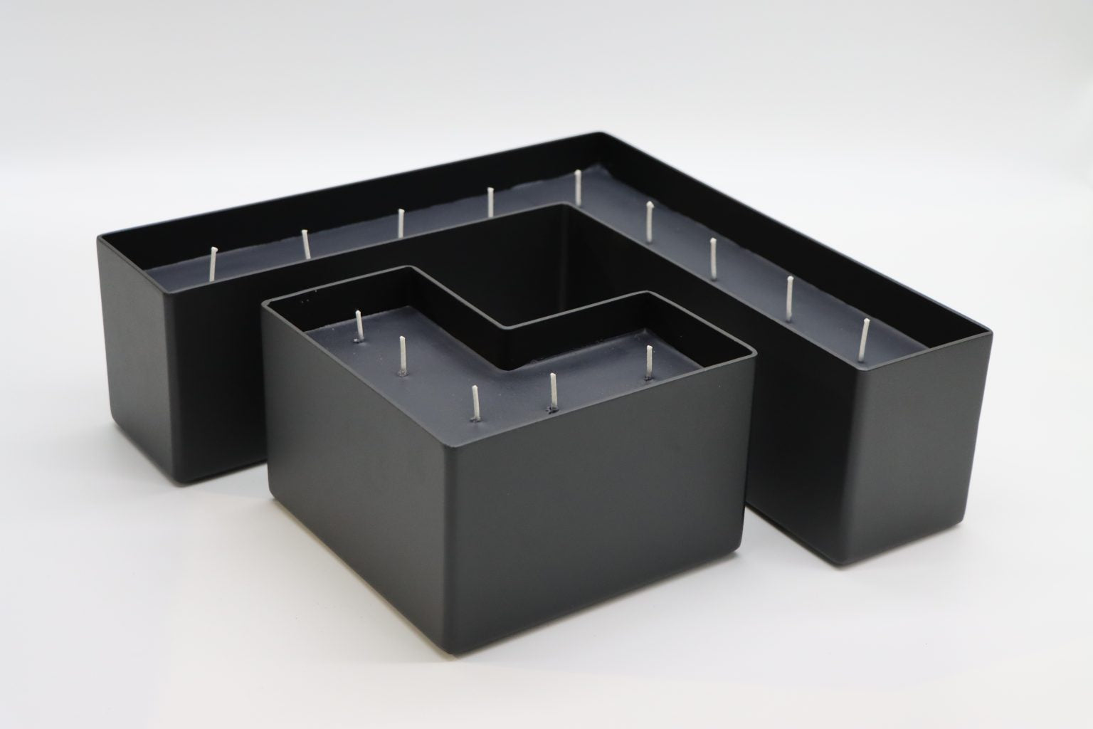 Fuego L-Vorm Luxe Kaars - 2 kleuren Caspero Design