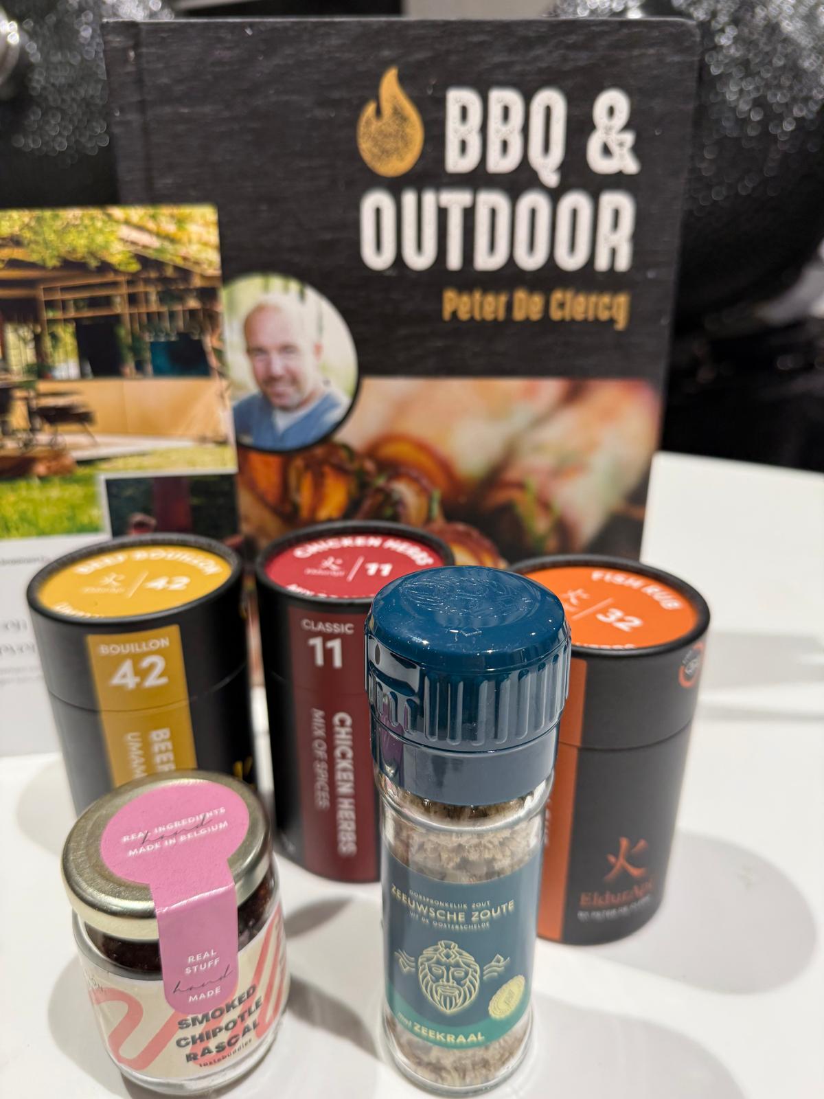 BBQ Geschenk Pakket met Kookboek & Kruiden | Outdoor Braainest