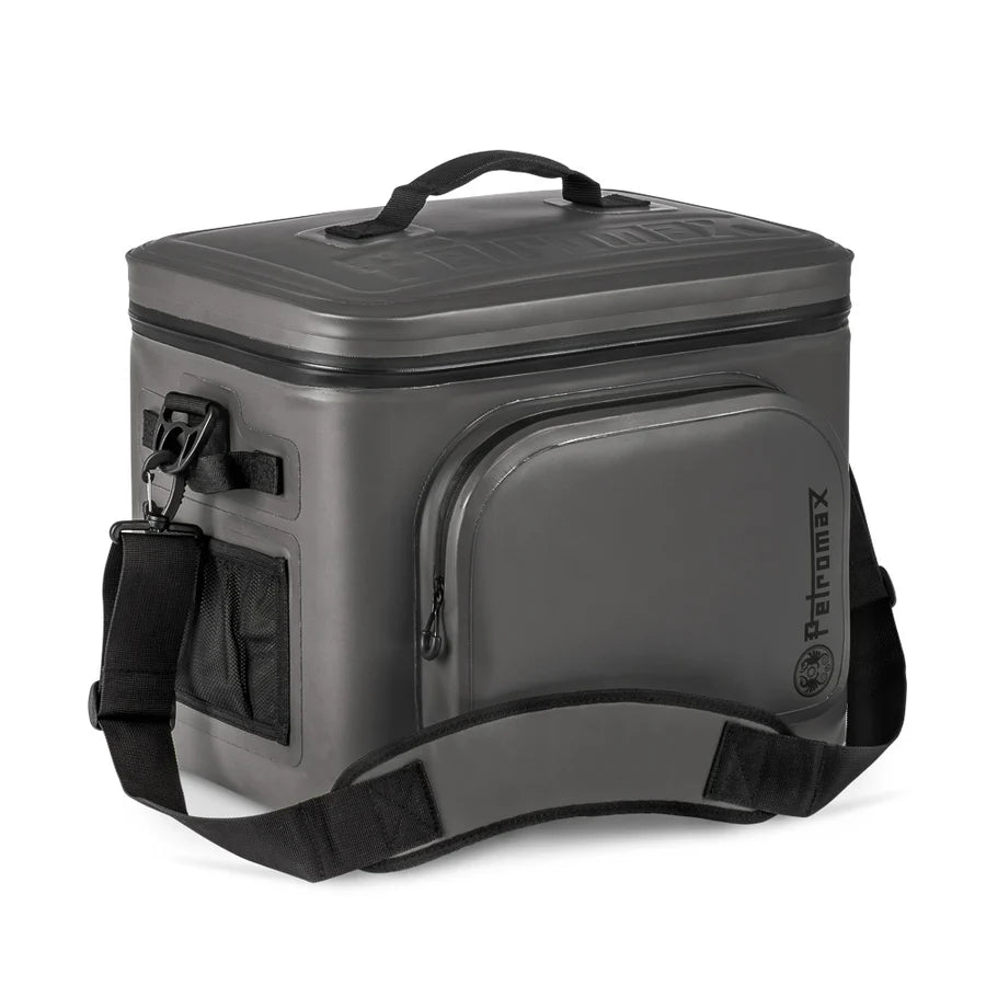 Petromax Koeltas | 8L & 22L Outdoor Cooler Bag Petromax