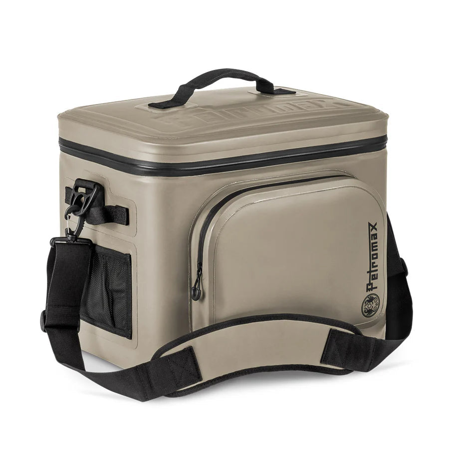 Petromax Koeltas | 8L & 22L Outdoor Cooler Bag Petromax