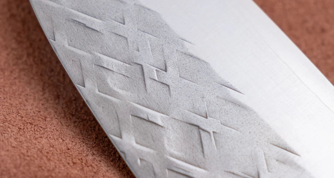 Tadafusa Santoku Mes – SLD Hammered 165mm Japans Mes Braainest