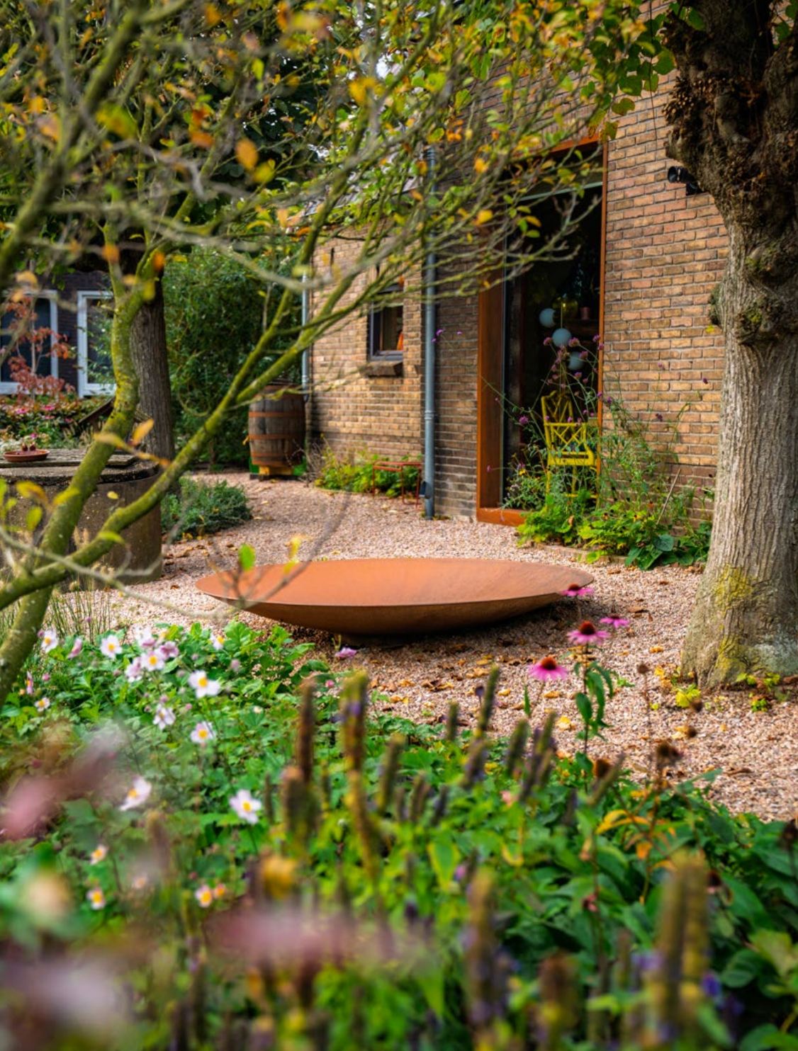 Vuurnest Stalen Vuurschaal | Moderne Vuurplaats voor de Tuin Braainest