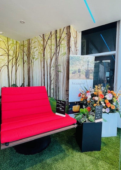 Lazy Daisy duo lounge met tafels en kussen Lazy Daisy