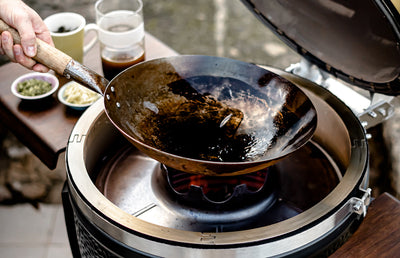 Wok BBQ – MONOLITH Stalen Wok met Houten Handvat Monolith